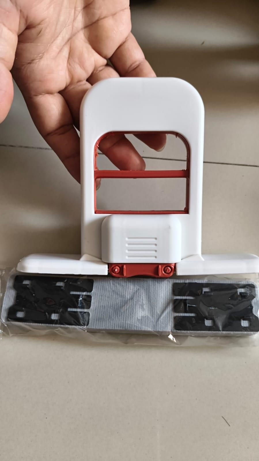 Foldable Desk Mop – Compact Cleaning Tool for Small Surfaces